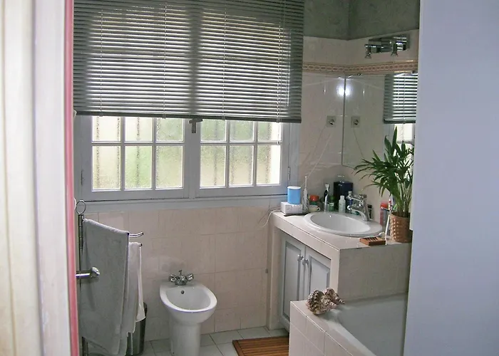 In Near Beaches & Pool Saint-Tropez