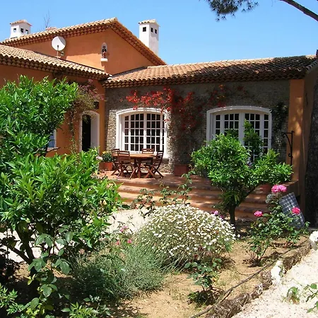 In Near Beaches & Pool Saint Tropez