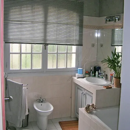 In Near Beaches & Pool Saint-Tropez