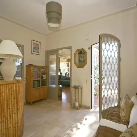 Hébergement de vacances In Near Beaches & Pool Saint-Tropez