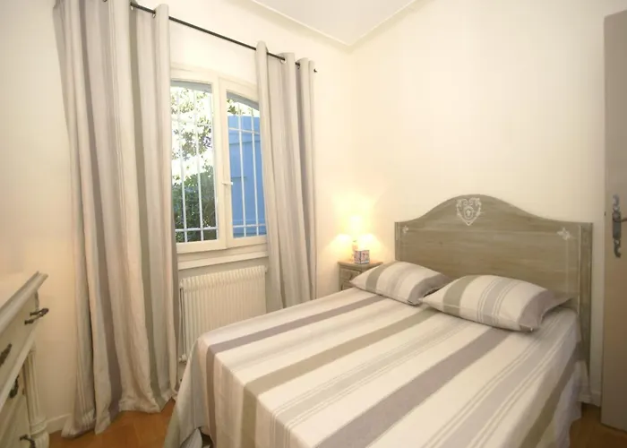 Ferienhaus In Near Beaches & Pool Saint-Tropez